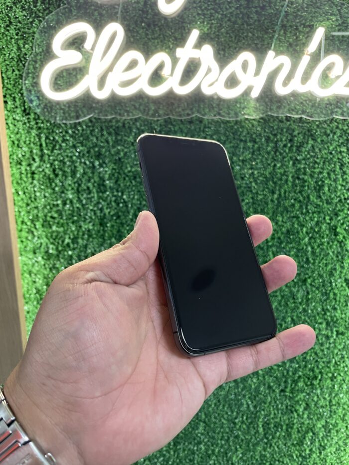 iPhone 11 Pro 256 GB - Image 3