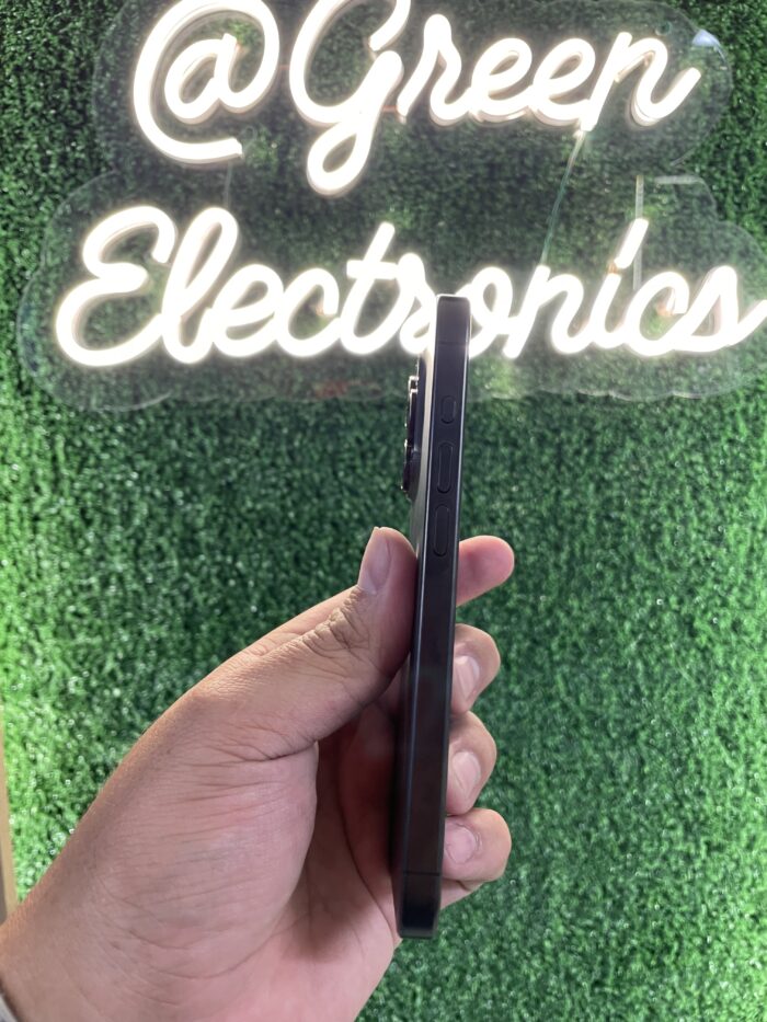 iPhone 15 Pro 256 GB - Image 2