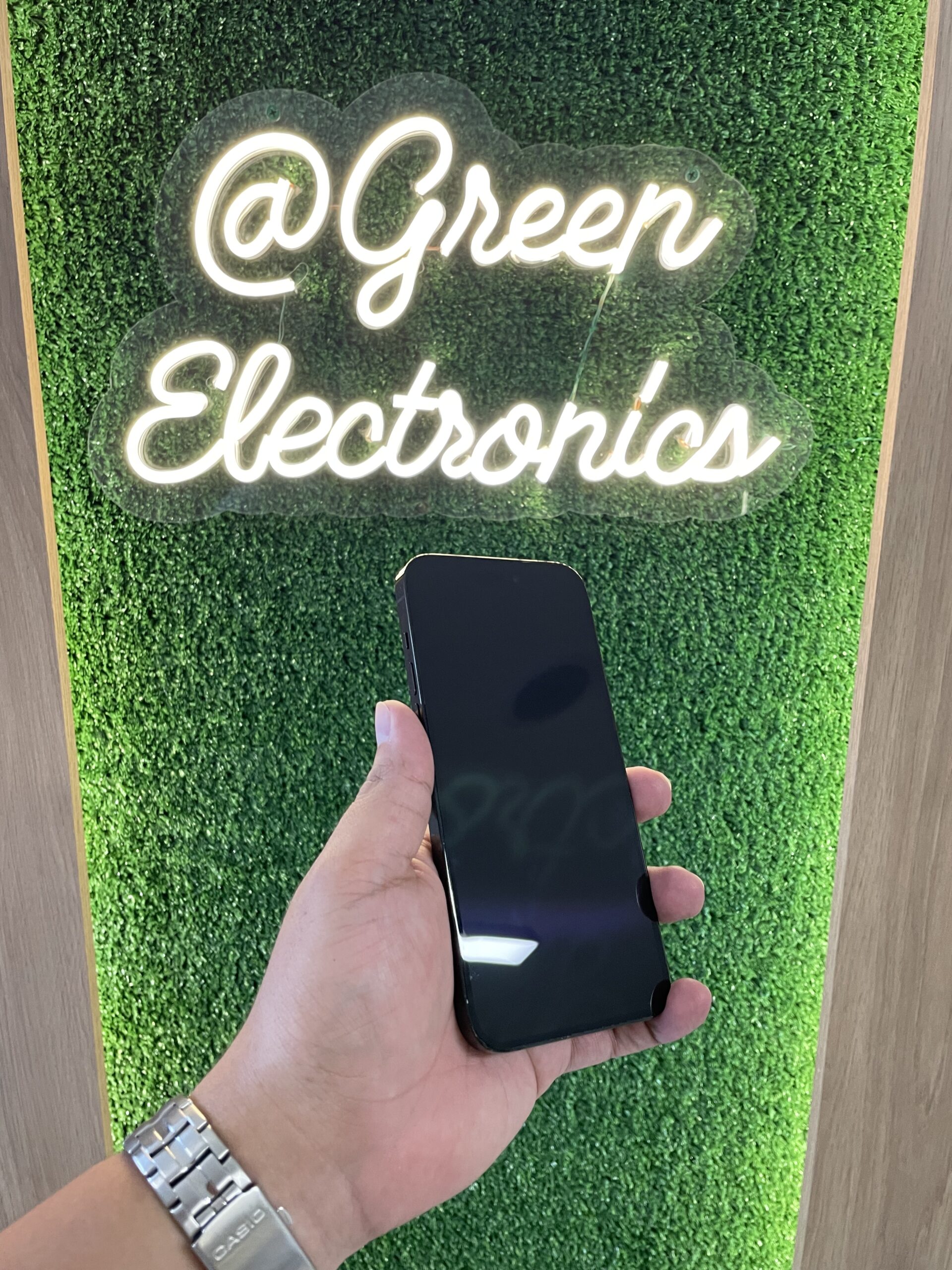 iPhone 14 Pro Max 256 GB - Image 4